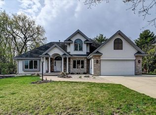 9 Cornucopia Ct, Madison, WI 53719