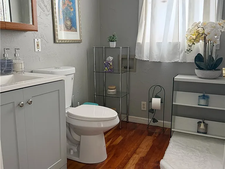 112 Central Dr — Photo 21