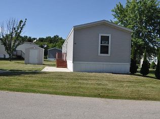 40 Winnebago Pl, Sheboygan, WI 53081