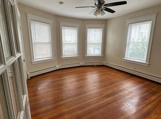 572 Cottage St, Pawtucket, RI 02861