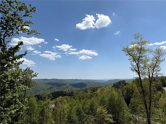 5th image of 369 Ninebark Road