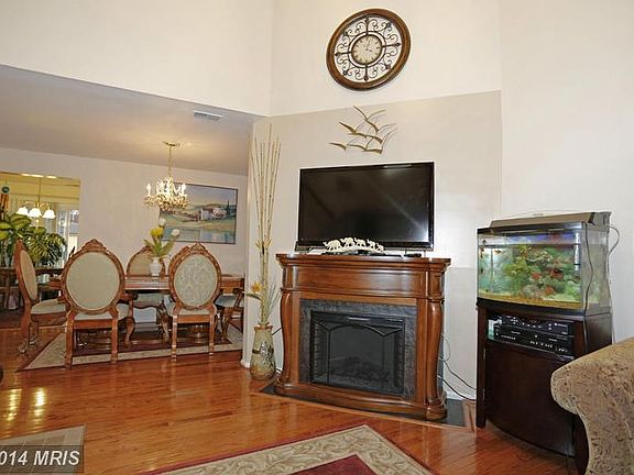 4th image of 3637 Sweethorn Ct