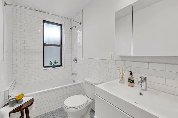 Rented by Owner | media 30