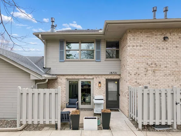 18721 Clear View Ct, Minnetonka, MN 55345