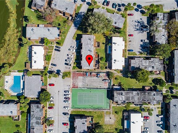 3rd image of 1836 Crystal Lake Dr #44