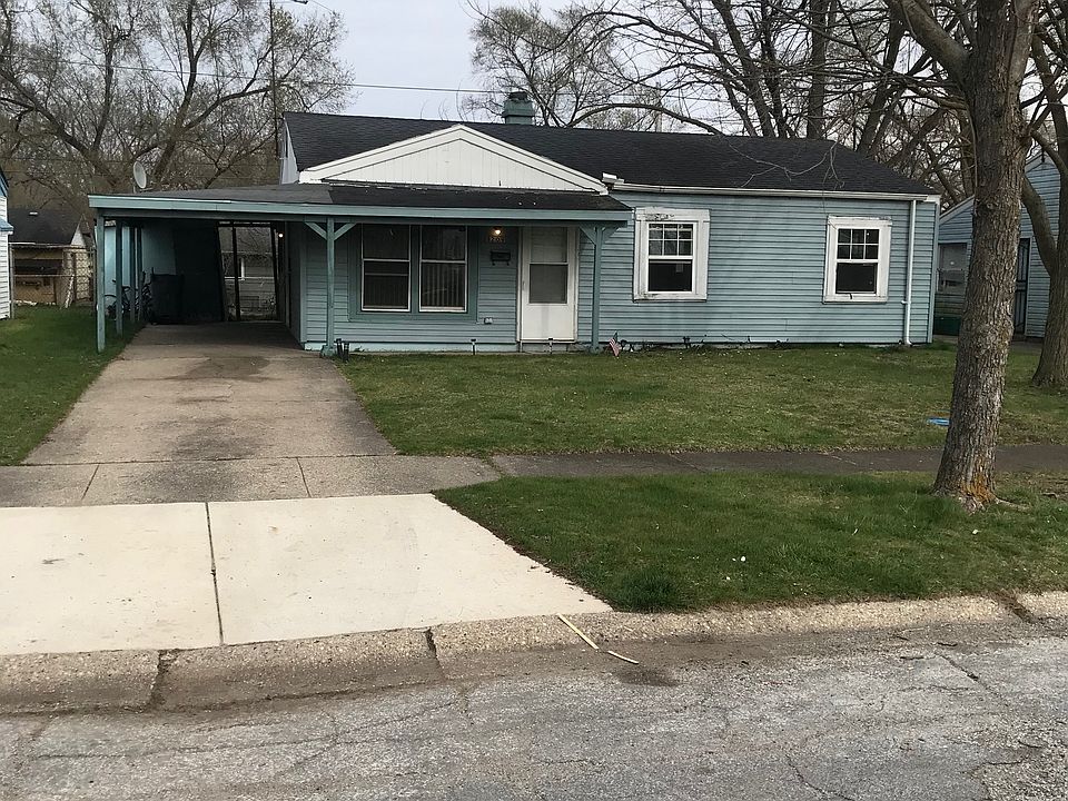 Front of 1209 Greene Pl