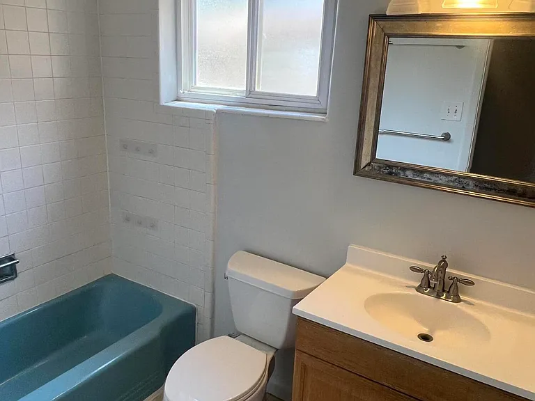 1020 Quincy St SE — Photo 8