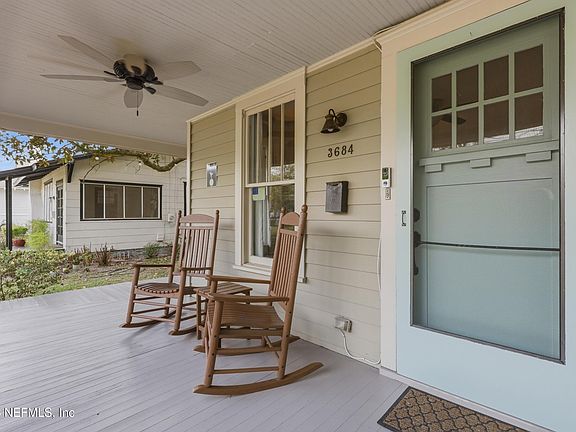3rd image of 3684 OAK Street