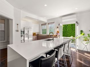 347 Essex St, Salem, MA 01970