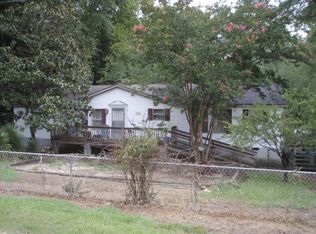 61 Carson Dr, Seale, AL 36875
