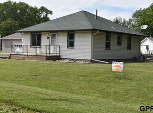 370 3rd St, Garland, NE 68360