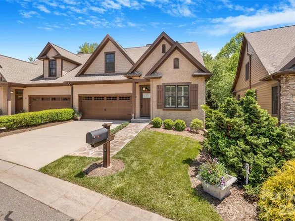 50 Meadow Village Ln, Asheville, NC 28803