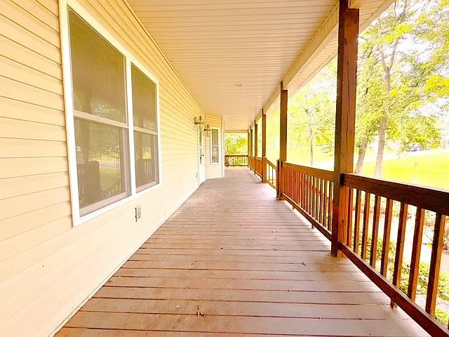 1077 Claylick Rd — Photo 43