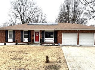 12004 Armitage Dr, Grandview, MO 64030