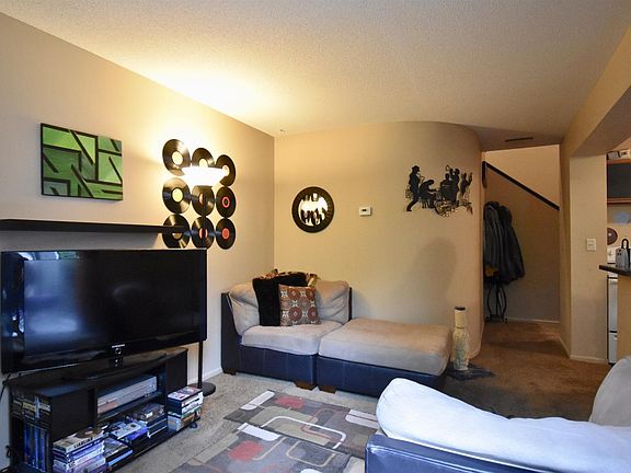 5th image of 2901 A St APT 113