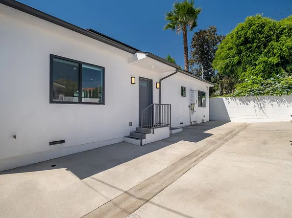 826 E Fairmount Rd, Burbank, CA 91501