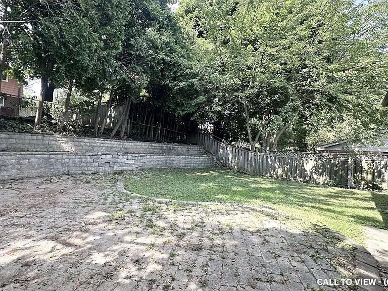 143 Paperbirch Cres #2 — Photo 12