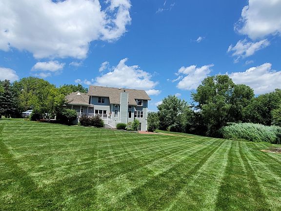 2nd image of 11805 W Oak Hill Dr