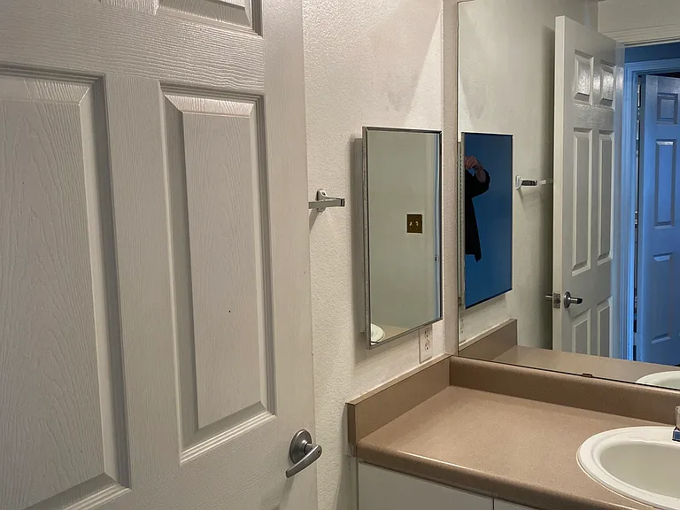 Hall full bath