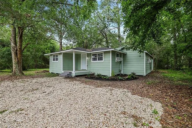 3 bed, 2.5 bath, 1242 sqft, $1,500 — Photo 2