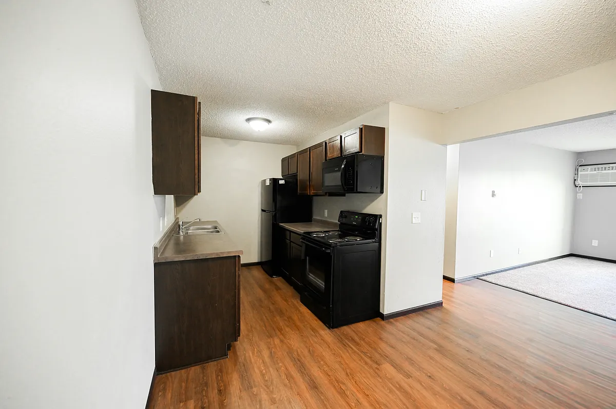 Building Photo - 832 21st Ave SE #21