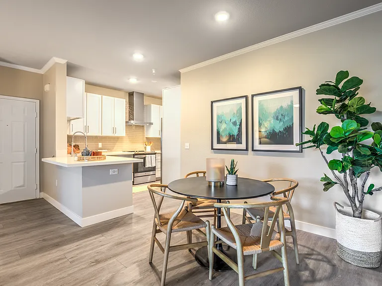 Ironwood Apartments — Photo 10