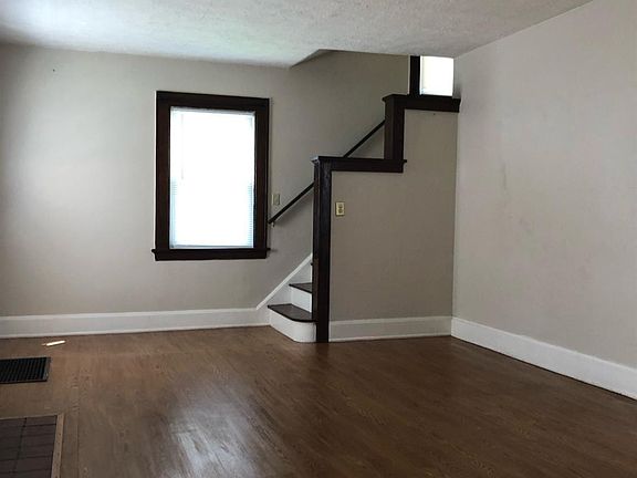3rd image of 6248 Beechmont Ave