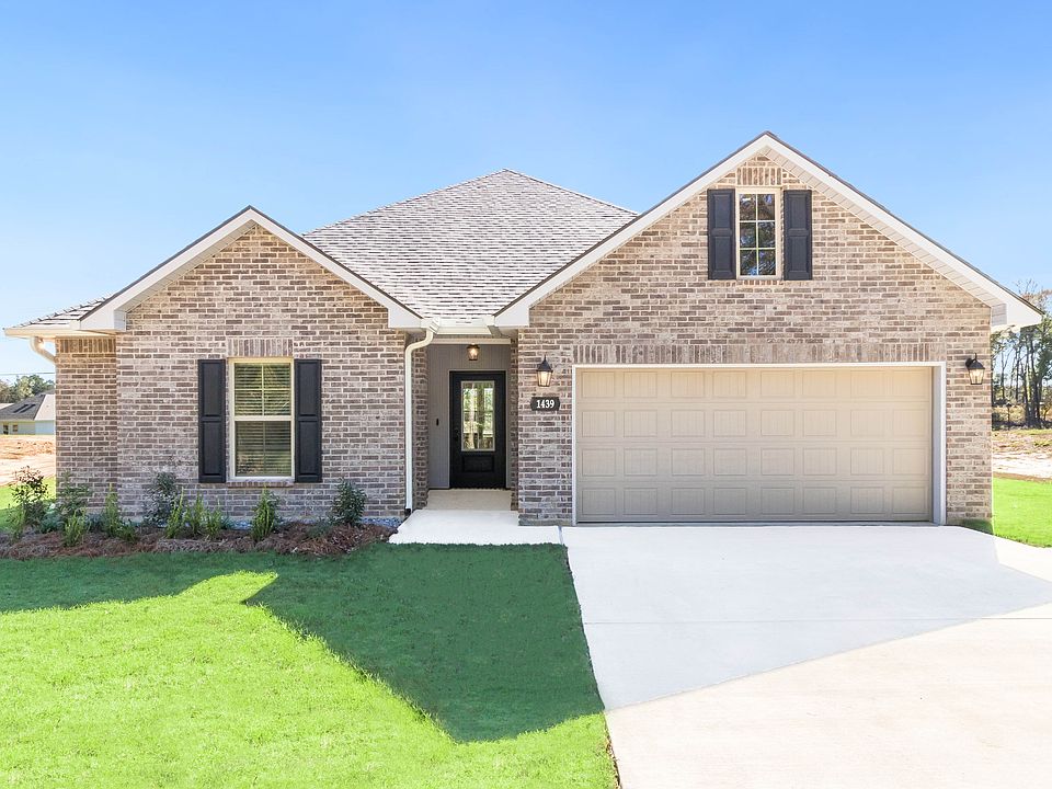 Traditions - Hoffman IV G - DSLD Homes - Grambling, LA