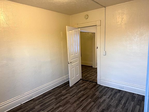 5th image of 1427 Berlin Pl NE