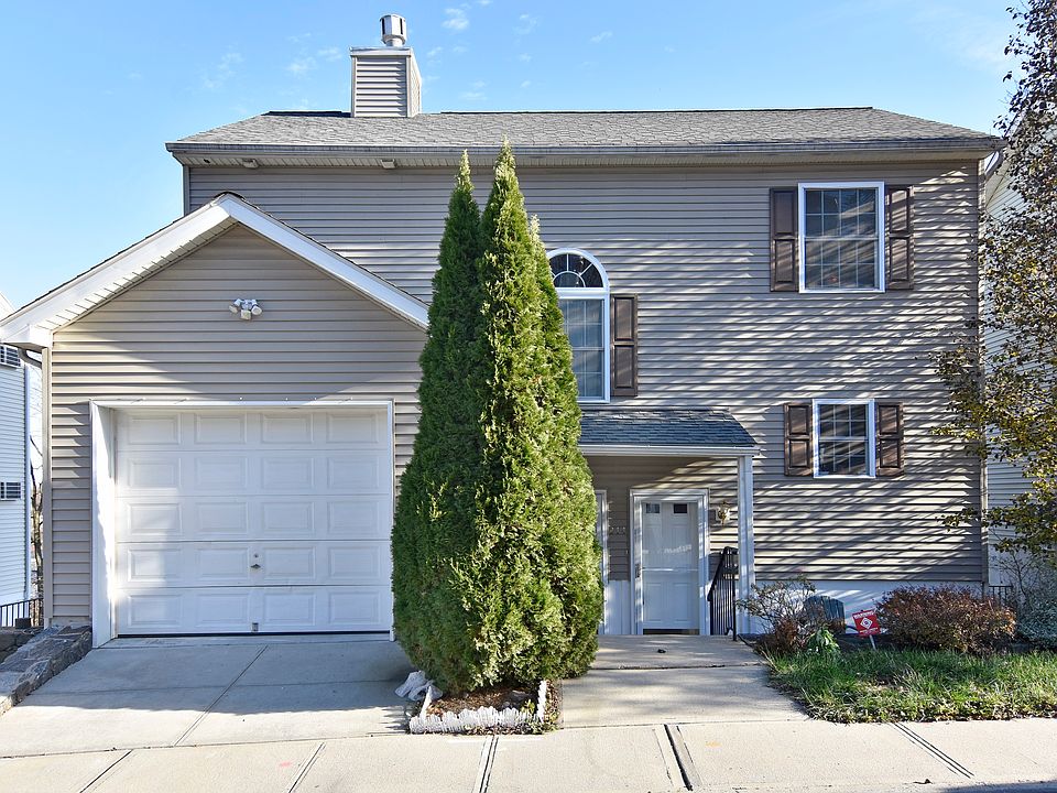 1st image of 214 Mary Lou Ave #1