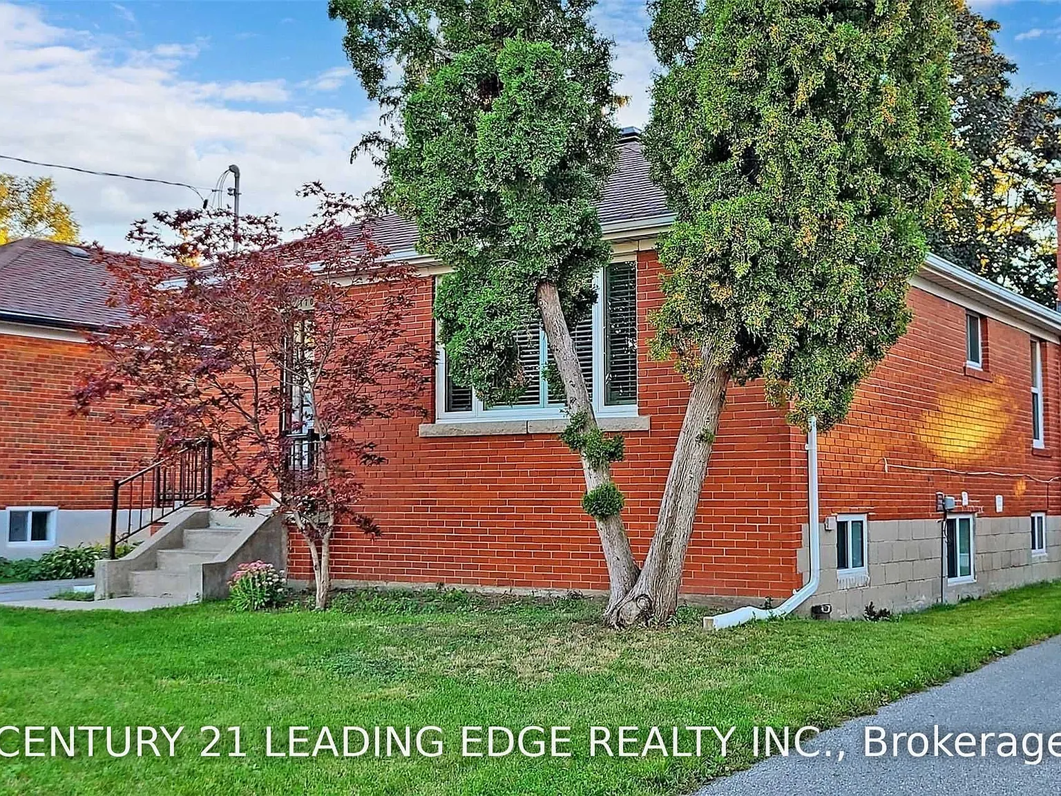 3 bed, $3,200 — Photo 2