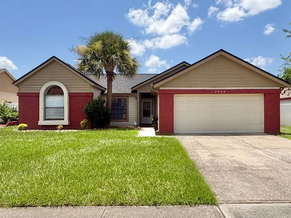2224 Fairmont Cir, Orlando, FL 32837