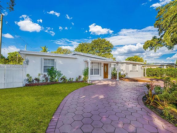 5th image of 38 Miami Gardens Rd