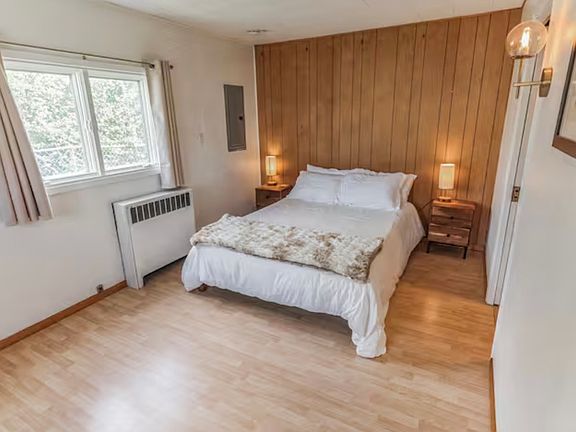 5th image of 406 W 10th Ave #2
