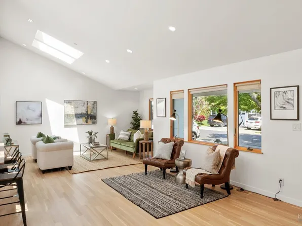 29 Valley Cir, Mill Valley, CA 94941