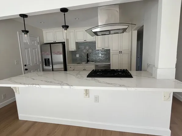 266 S Park St, Orange, CA 92869