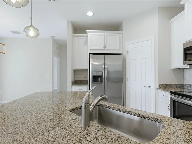 4304 Expedition Way — Photo 18