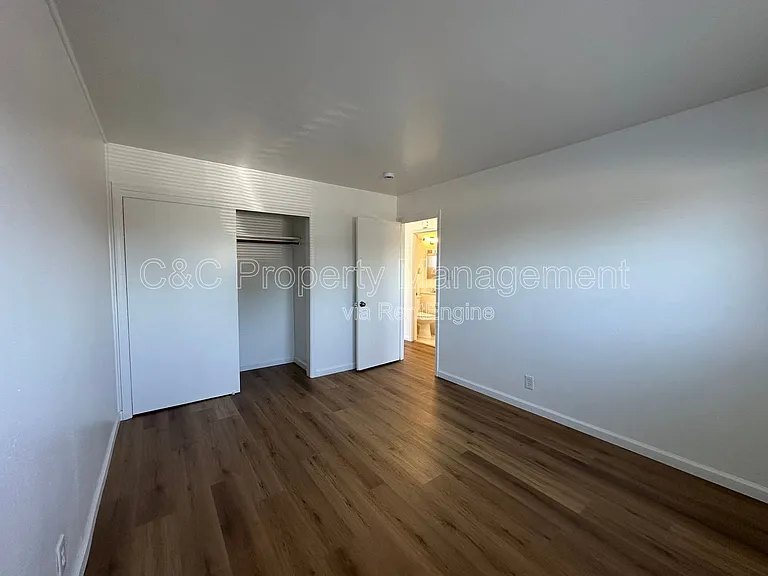922 Lupin Dr #2 — Photo 4