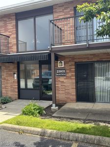 23831 David Dr Unit 205, North Olmsted, OH, 44070