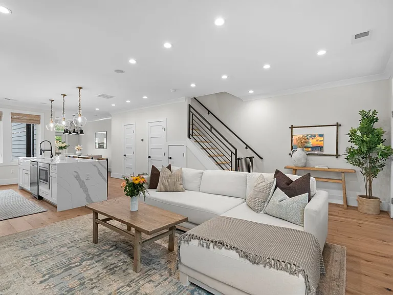 4019 Illinois Ave NW #2 — Photo 4