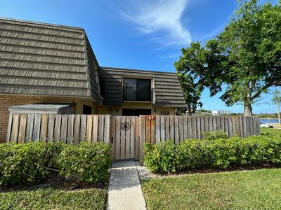 107 1st Way, West Palm Beach, FL, 33407