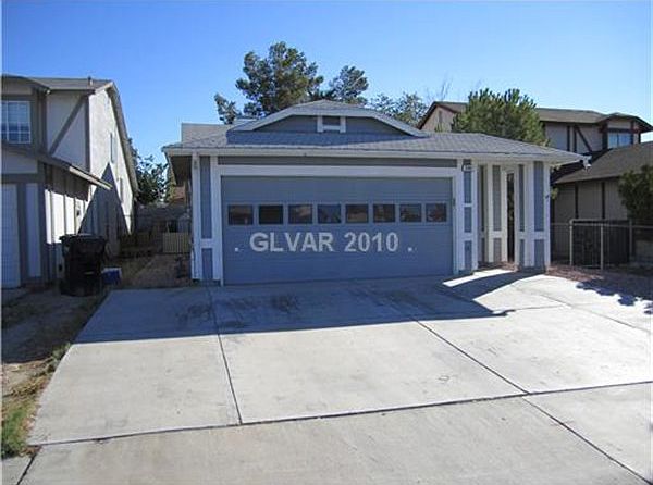 2nd image of 536 Inness Ave