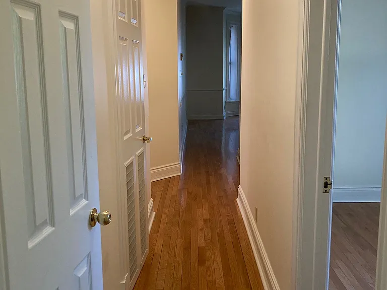 292 Laurier Ave E #6 — Photo 8