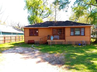 8702 Clarington St, Houston, TX 77016