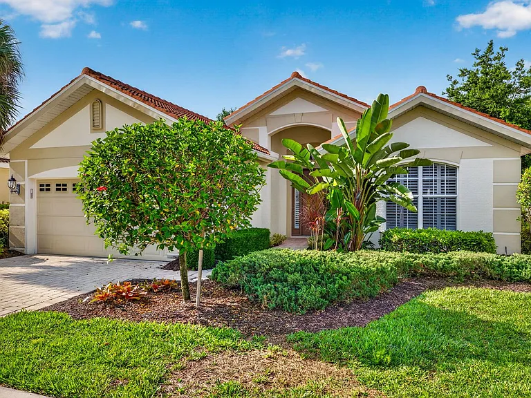 1789 Winding Oaks Way — Photo 7