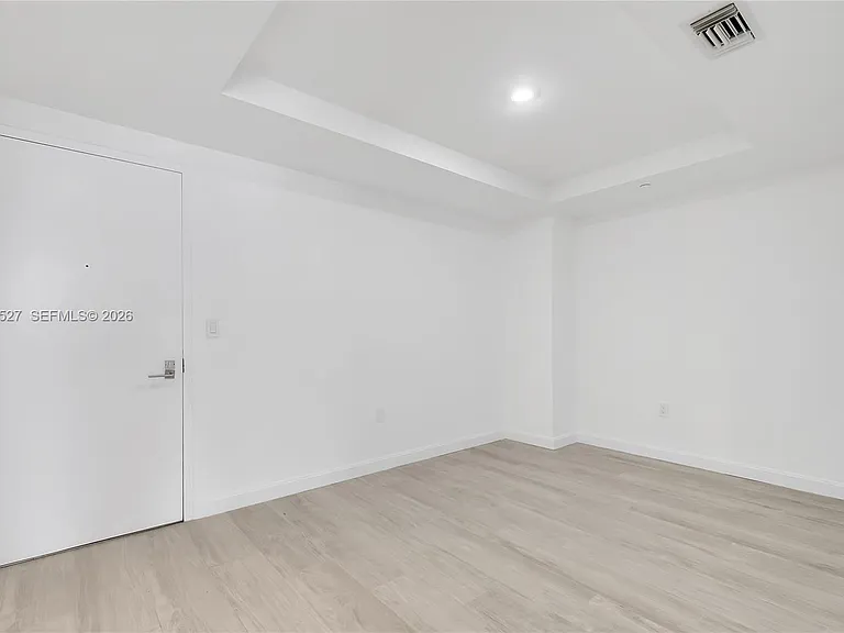 45 SW 9th St #2105 — Photo 12