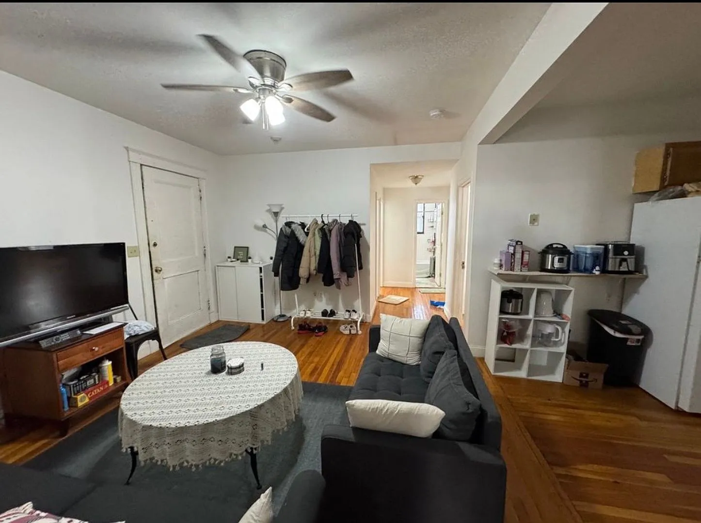 Awesome apartment in Brighton — Photo 2