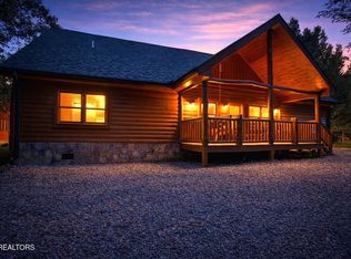 220 Amet Way, Cosby, TN 37722