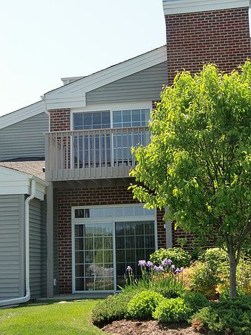 1st image of 8219 Primrose Ln #8219