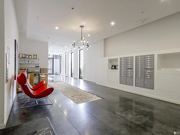 2nd image of 1515 15th St APT 207